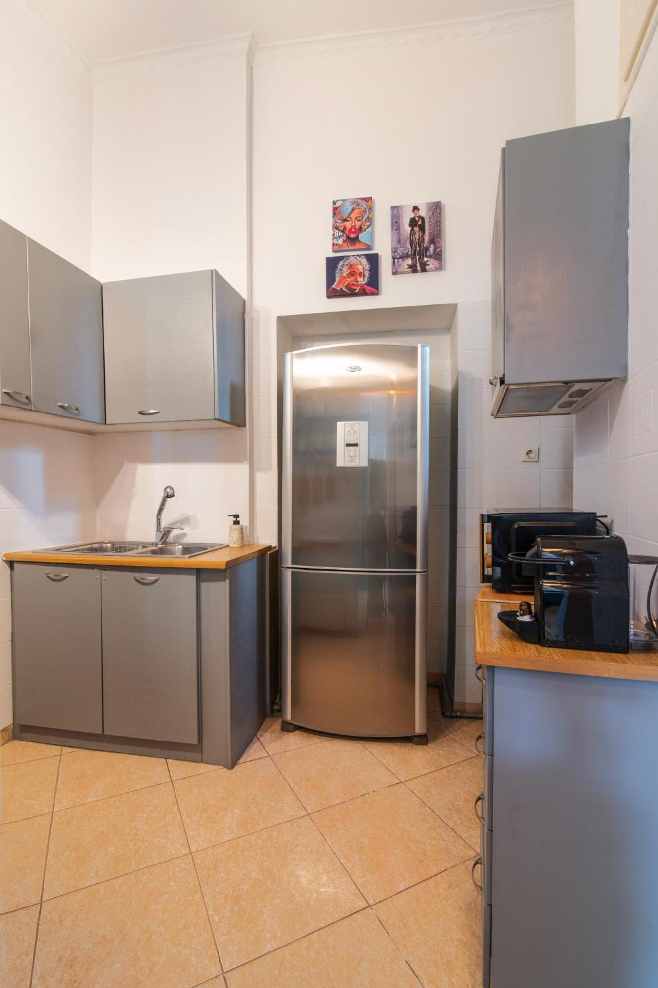 Neoclassical Loft In Monastiraki - Acropolis And Metro Athènes Extérieur photo